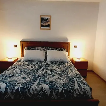 بيت للعطل Gli Ulivi سارزانا