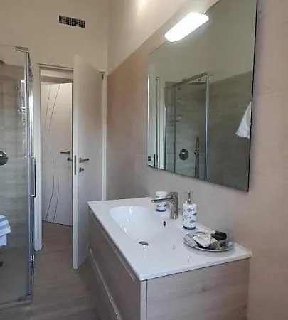 Gli Ulivi بيت للعطل *