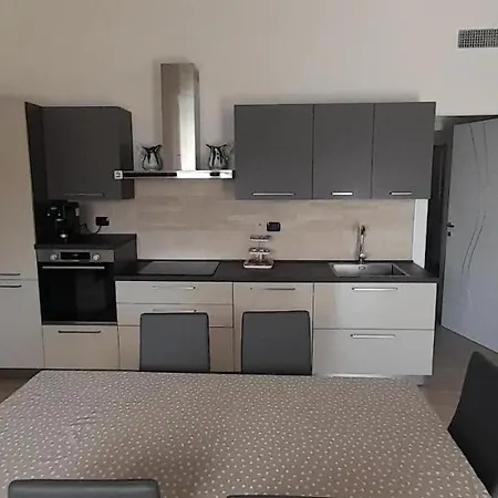 Gli Ulivi بيت للعطل سارزانا
